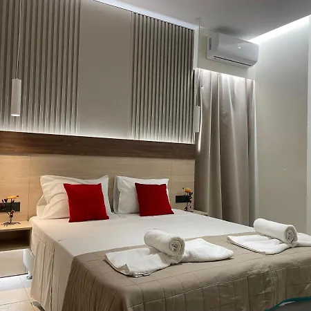 Voula Hotel 3*