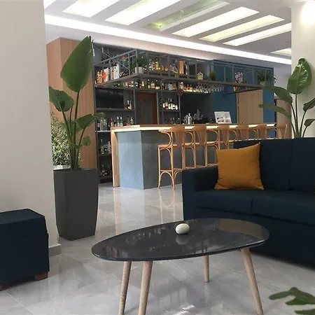 Voula Отель 3*
